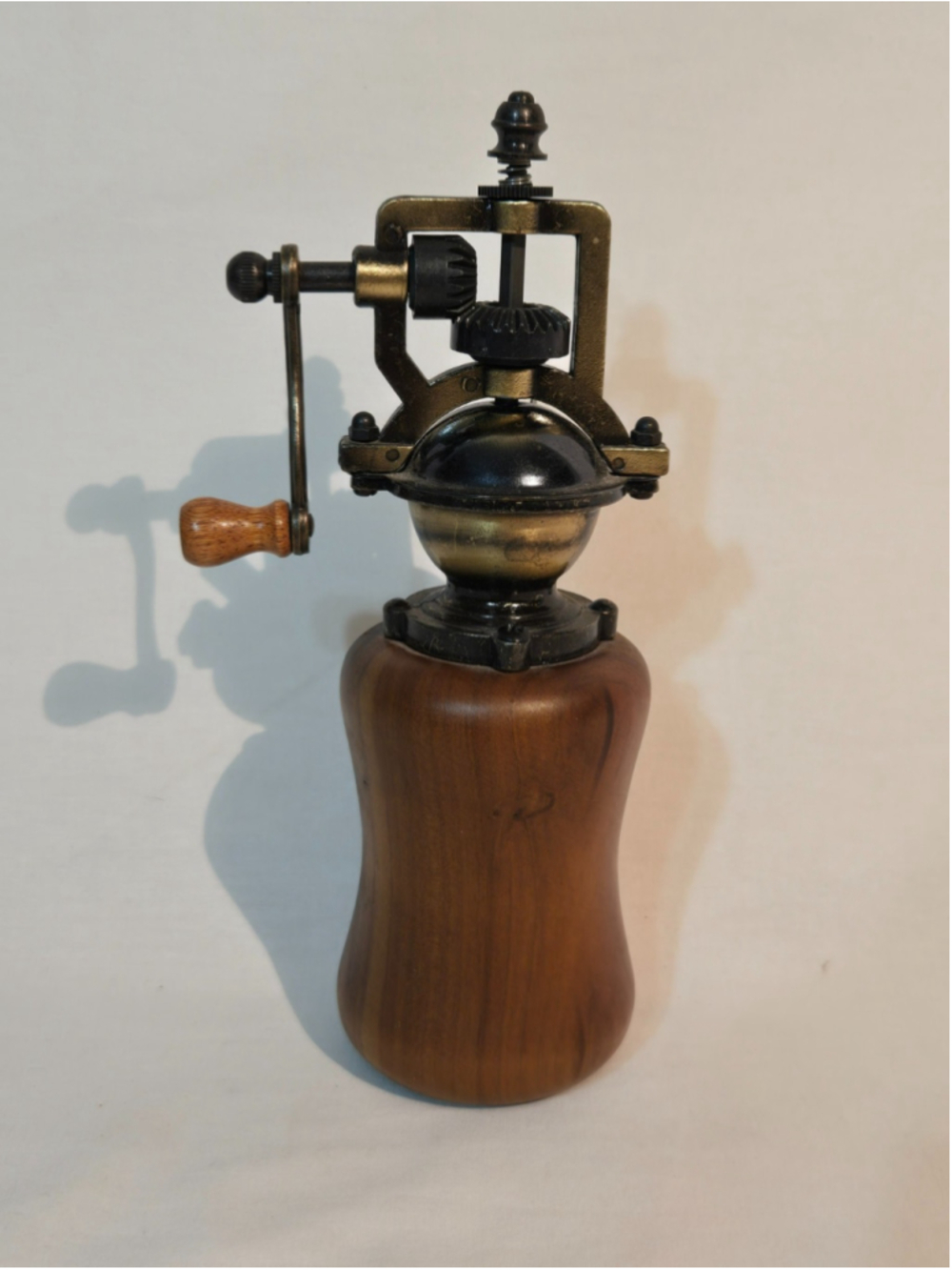 Vintage Style Hand Turned Poplar Wood Pepper Mill Coffee Grinder L.S. Poplar 7"